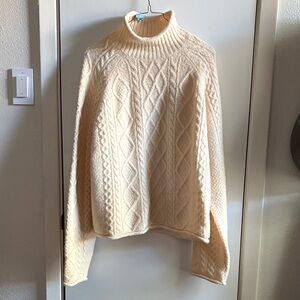I Crew Cream Cable Knit Turtleneck Sweater Sz XL